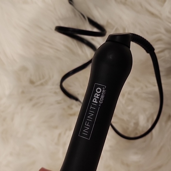 Infiniti Pro by Conair 1-inch Curling Iron - Picture 3 of 3